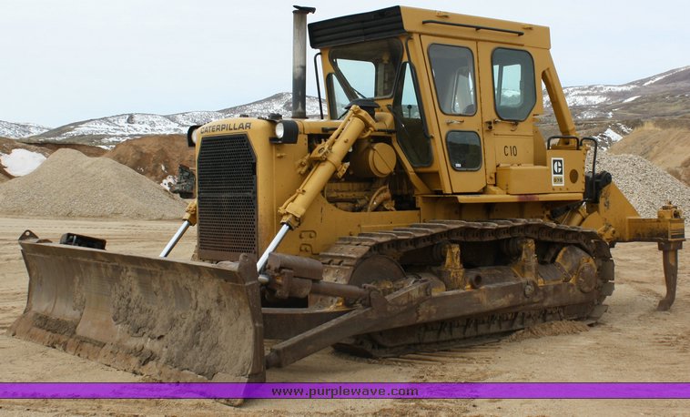 1981 Caterpillar D7G dozer - 2111