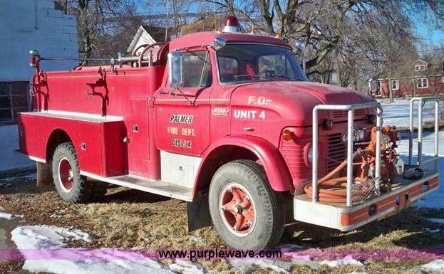1966 Ford F750 fire truck - 1683