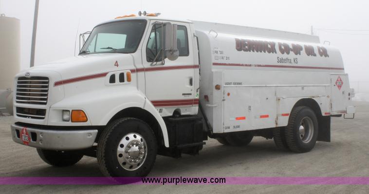 1999 Sterling fuel delivery truck - 4972