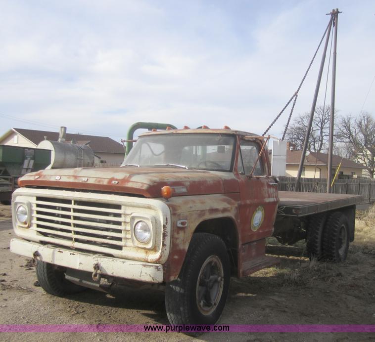 1968 Ford F750 heavy truck - 3147