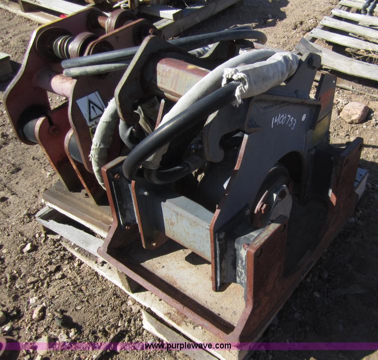 Bobcat PC30 compactor - 3012