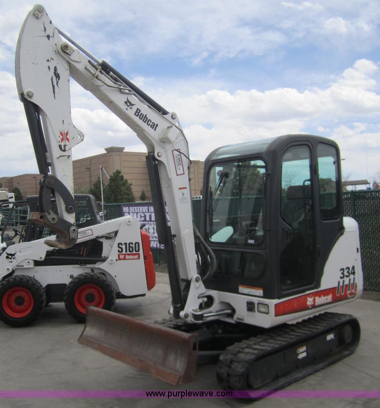 2006 Bobcat 334 compact excavator - 3052