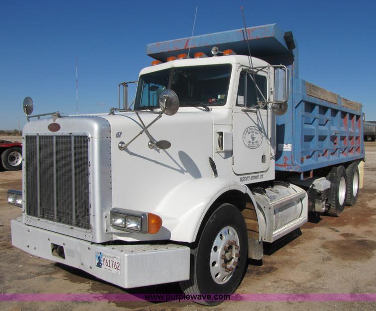 1994 Peterbilt 378 dump truck - A4628