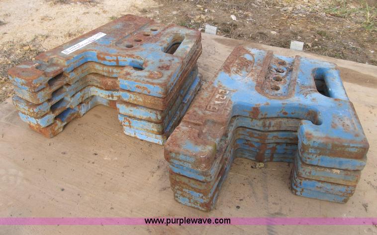 (10) Ford suitcase weights - D9311