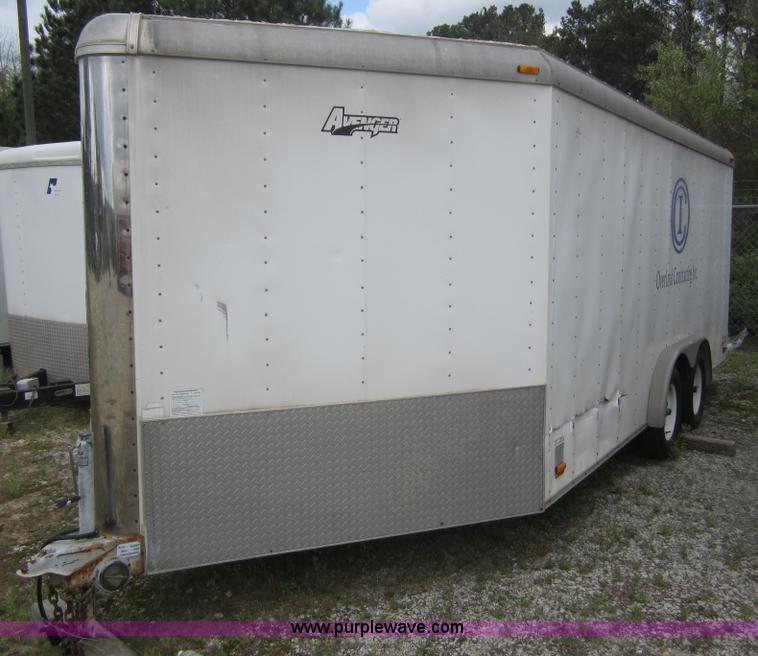2003 Avenger V-nose trailer - B1114