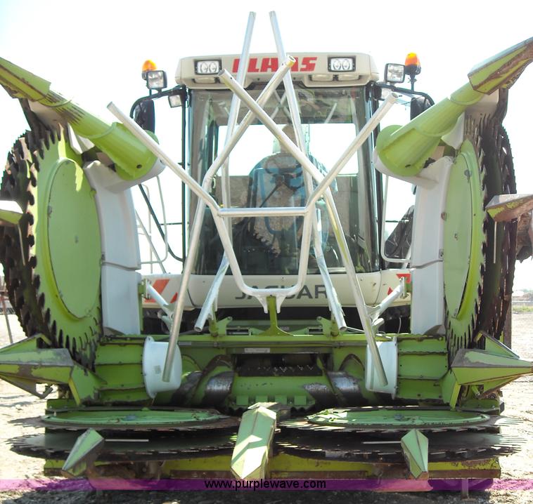 Claas RU600 eight row rotary forage head - B1344