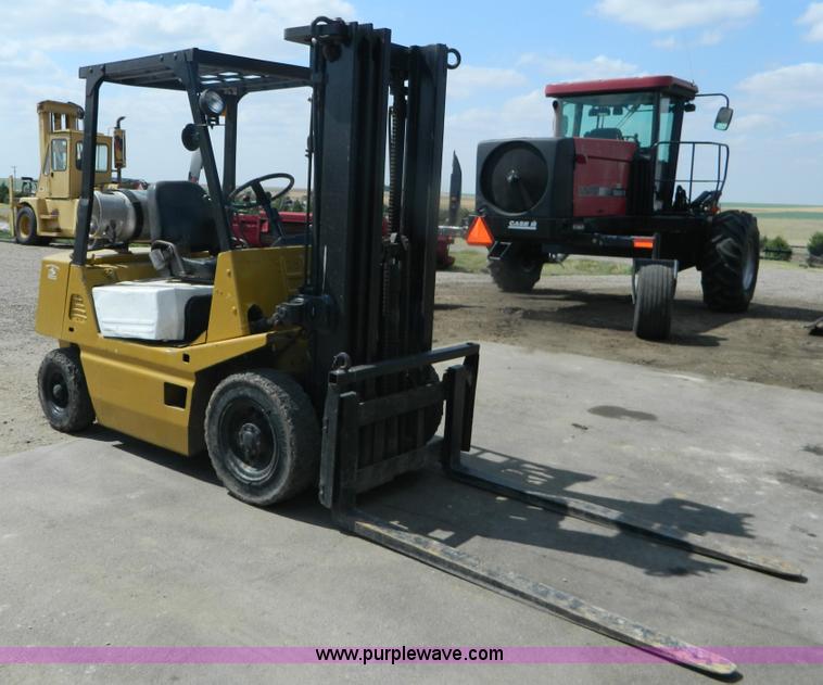 TCM FG25N2ST forklift - B3762