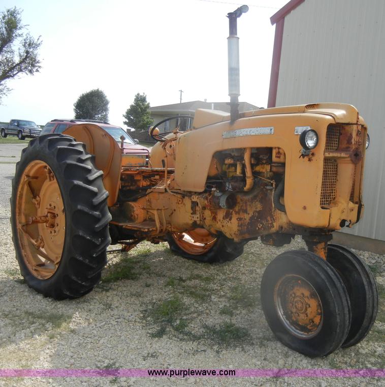 1956 Minneapolis-Moline 445 Universal tractor - D4371