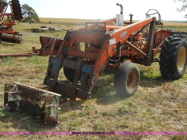 Allis-Chalmers D17 tractor - D4323