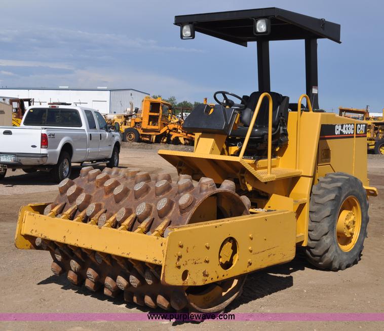 1996 Caterpillar CP-433C vibratory padfoot roller - A5973