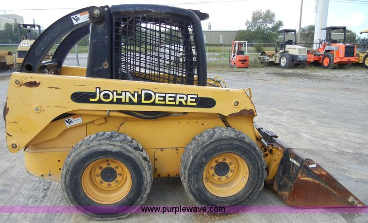 2002 John Deere 250 skid steer - F7503