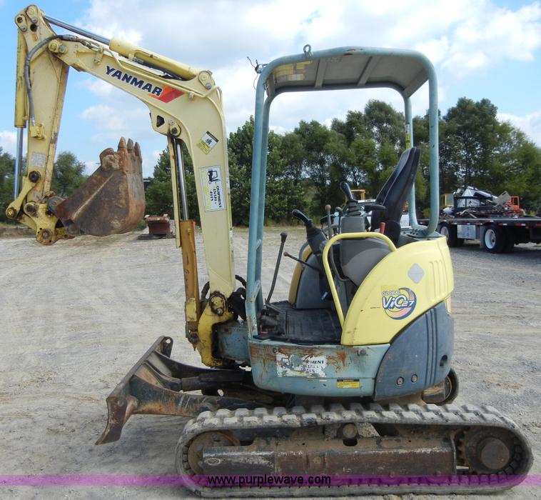Yanmar Global ViO27-2 mini excavator - F7504
