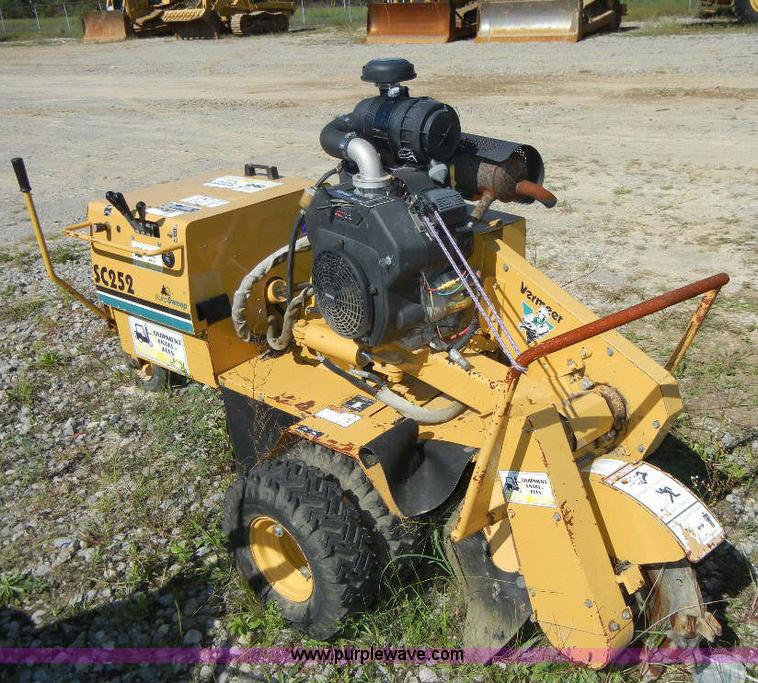 2000 Vermeer SC252 stump grinder - F7511