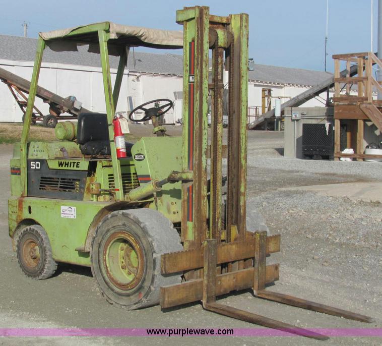 White 50 MY50B forklift - C2983