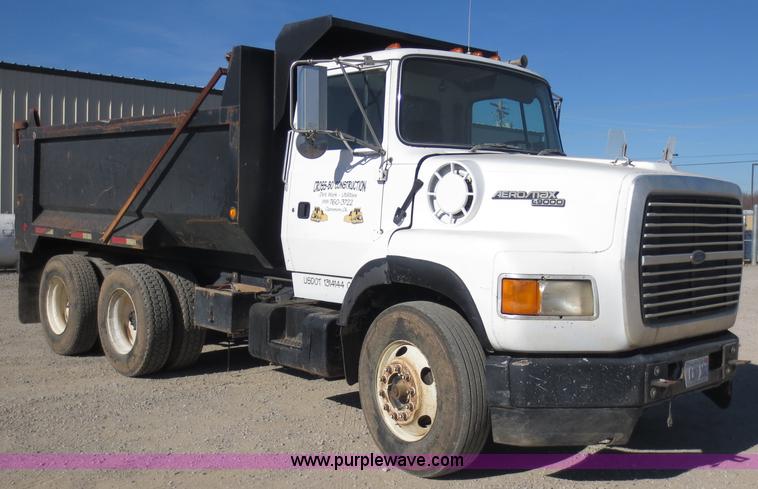 1994 Ford Aeromax L9000 dump truck - F6567