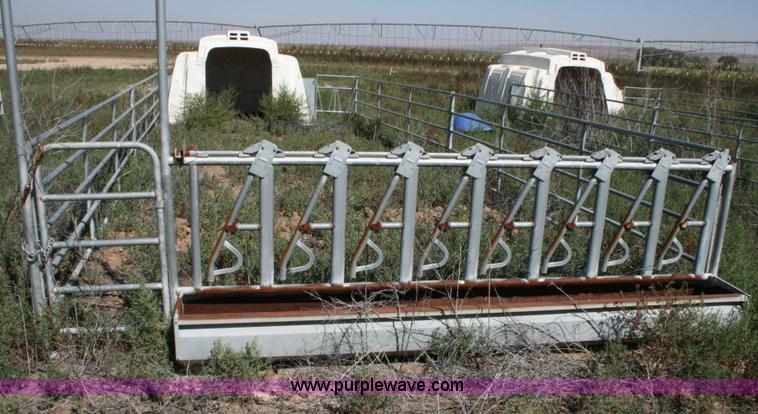 Agri-Plastics calf hutch - C3555