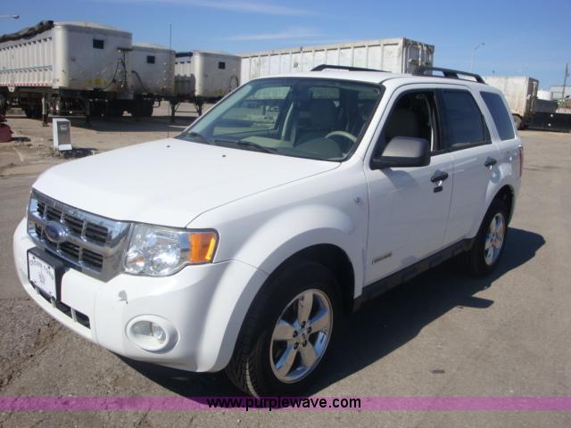 2008 Ford Escape XLT SUV - B1855