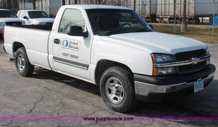 2003 Chevrolet Silverado 1500 pickup truck - E3278