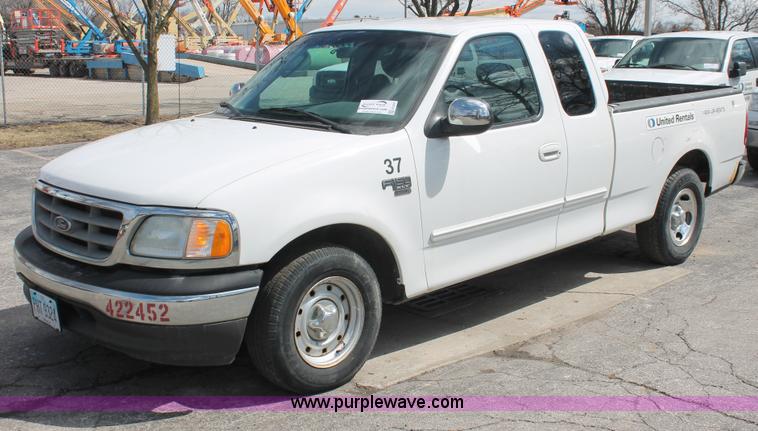 2002 Ford F150 XLT SuperCab pickup truck - E3297