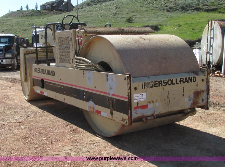 1991 Ingersoll Rand ST105 static compactor - A8525