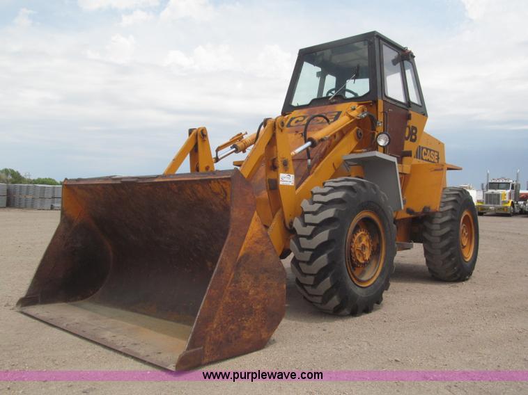 Case W20B articulated wheel loader - B5496