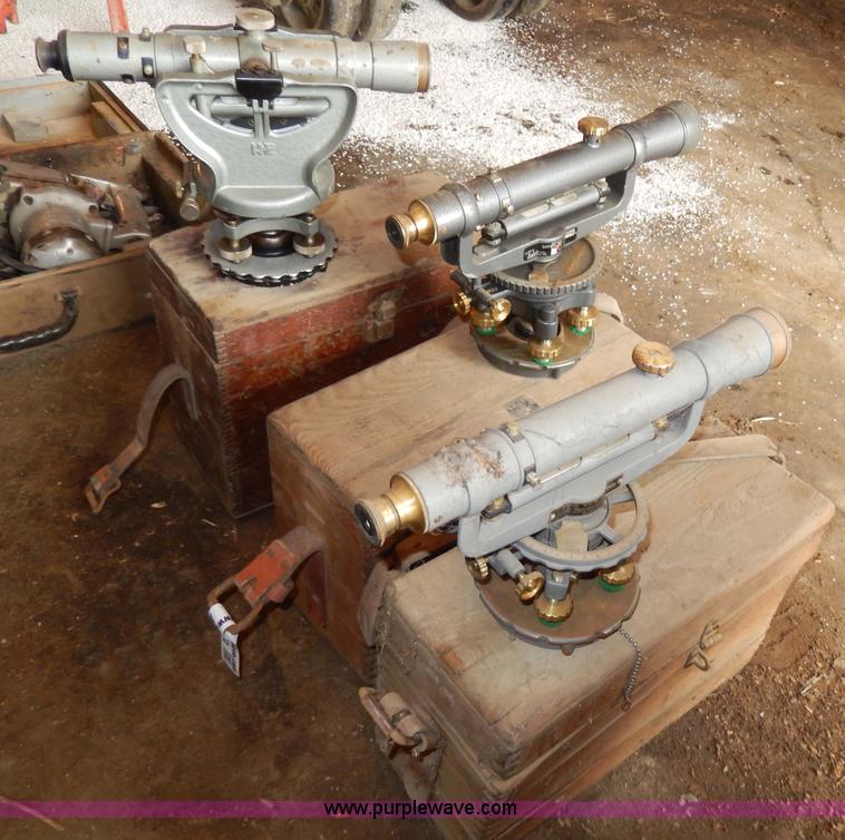 (3) assorted level transit - AA9882