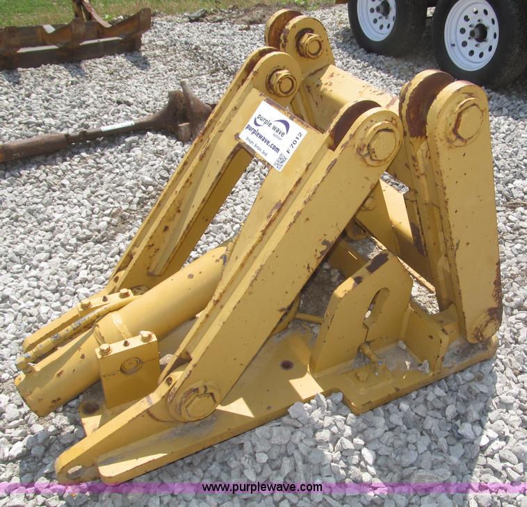 Caterpillar lifting group - F7012