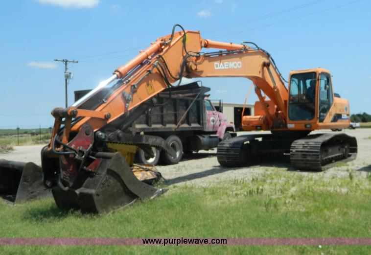 Daewoo SL225LCV excavator - G7947