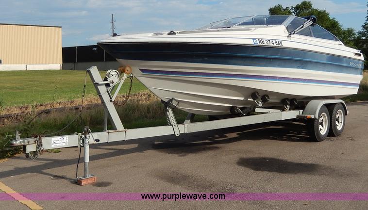 1987 Bayliner 23'L boat - H3018
