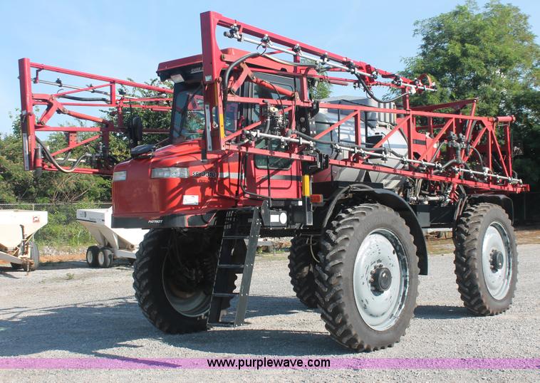 2005 Case IH SPX3310 Patriot self-propelled sprayer - I7851
