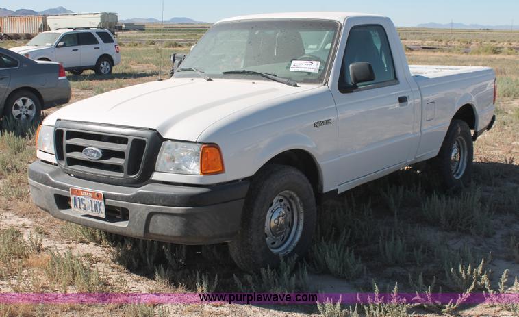 2005 Ford Ranger pickup truck - I7810