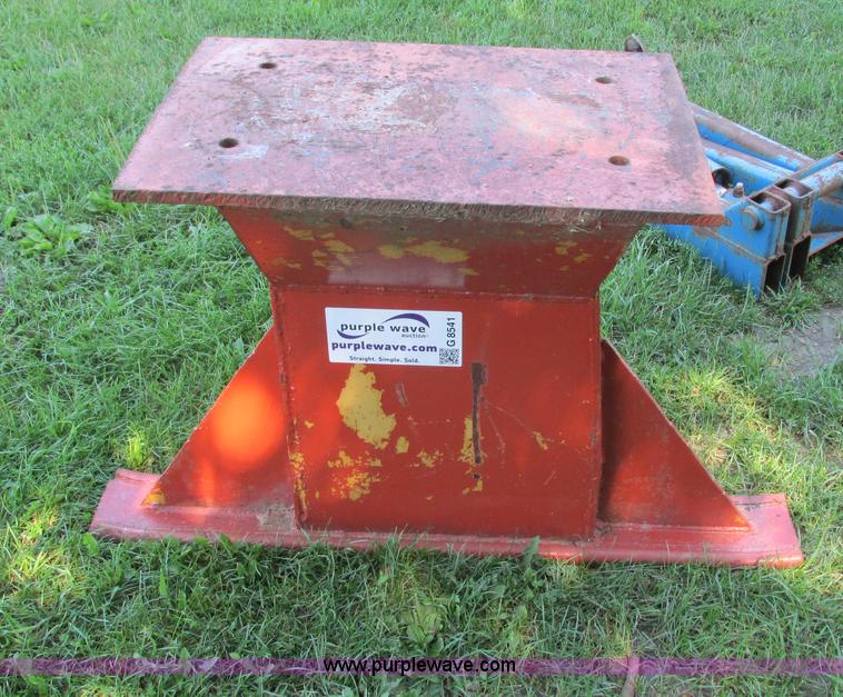 Shop built trench compactor - G8541