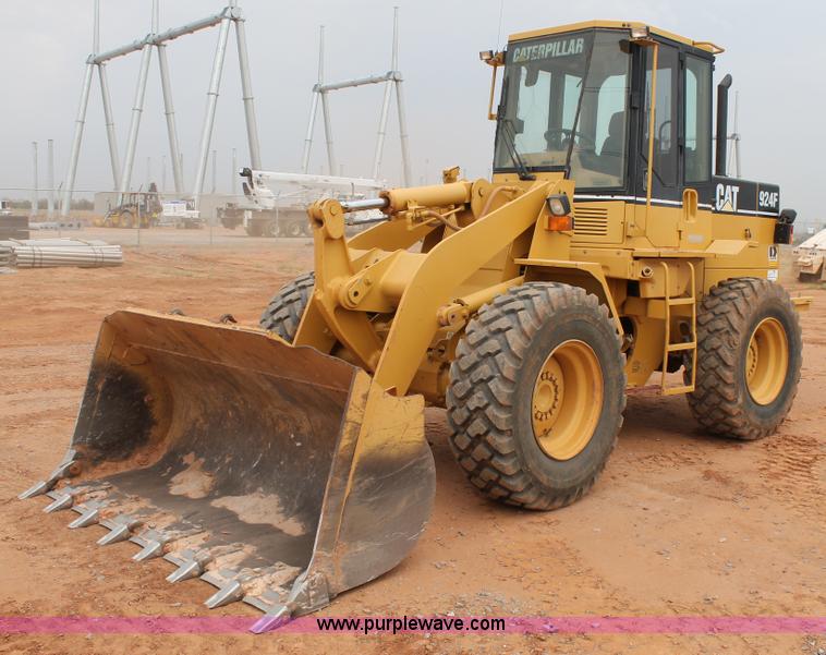 1998 Caterpillar 924F wheel loader - G5814