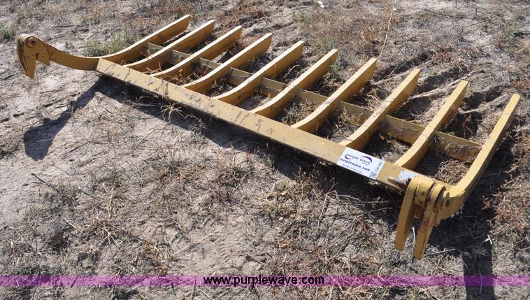 Caterpillar root rake - G6189