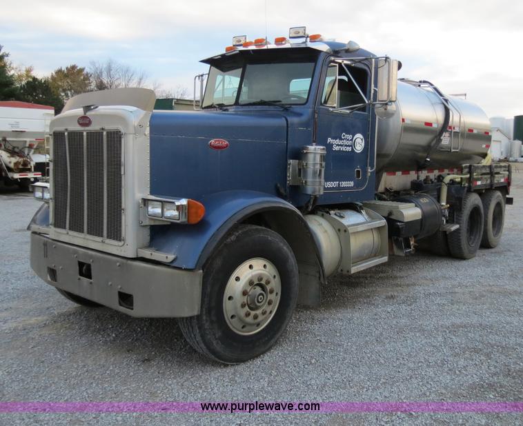 1990 Peterbilt 379 nurse truck - B4802