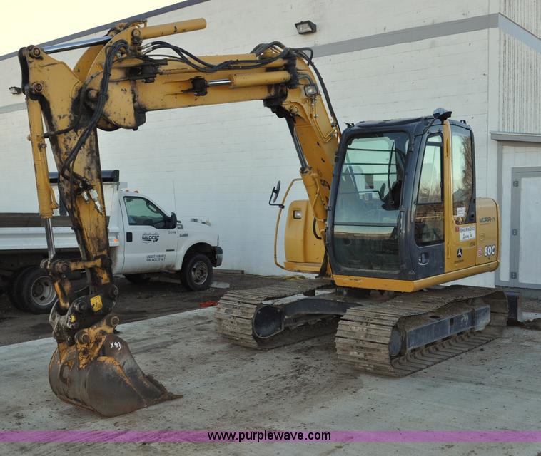 2004 John Deere 80C excavator - G6204