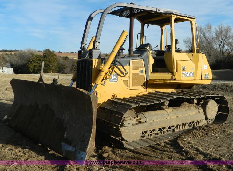 2000 John Deere 750C LGP Series II dozer - AD9905
