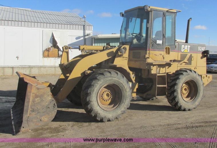 1995 Caterpillar 924F wheel loader - E5264