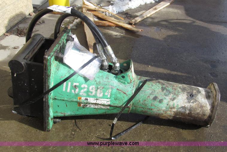 2010 Tramac SC22 hydraulic breaker - G9562