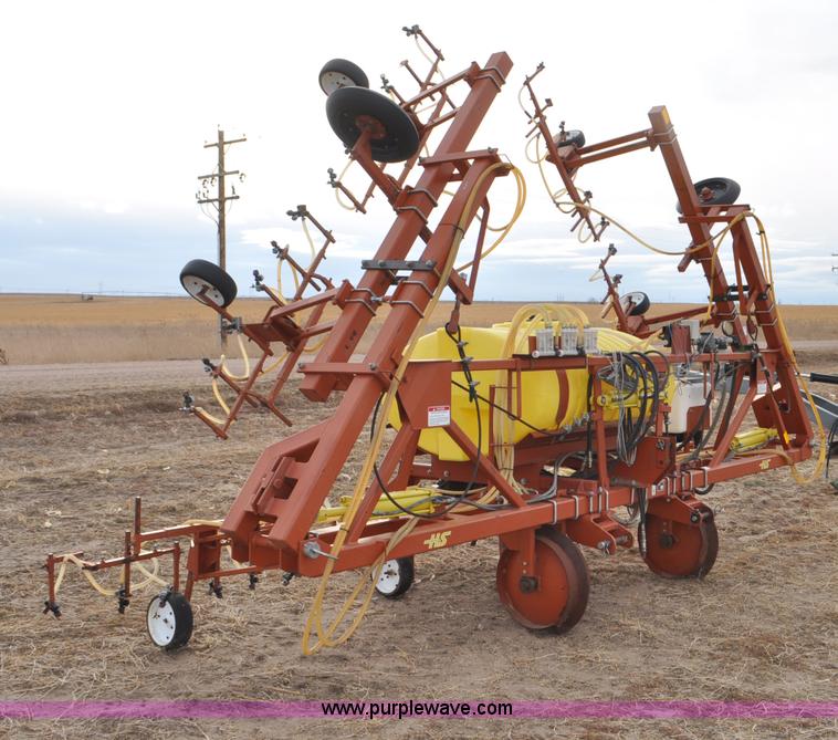 1997 H&S 16R-30VF row sprayer - G6380