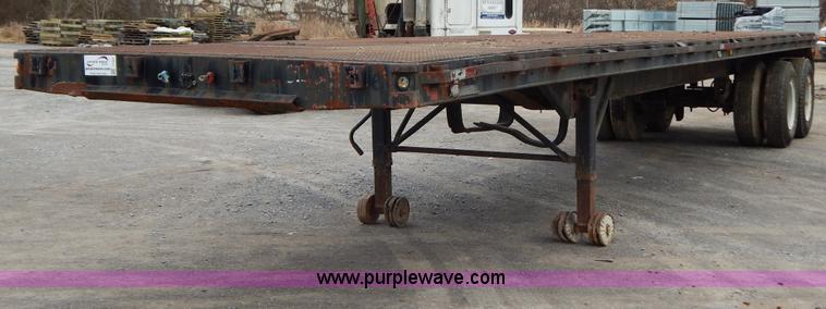 1965 Trailmobile flatbed trailer - I1221