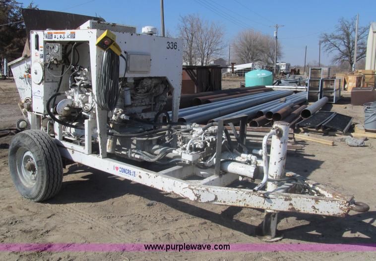1994 Schwing BPA750D-18R concrete pump - I7224