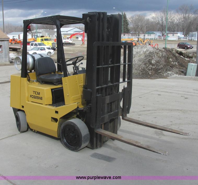 TCM FC625N6 forklift - E5313