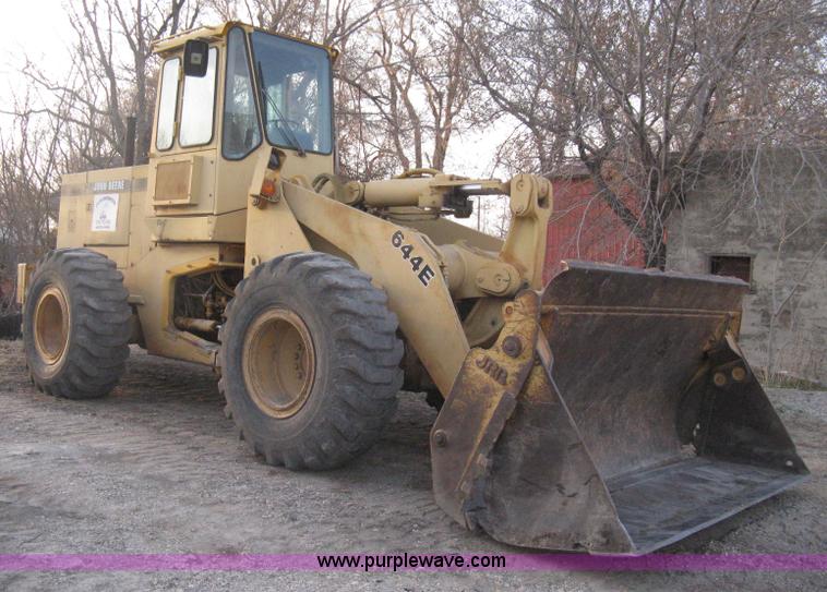1993 John Deere 644E loader - I5550