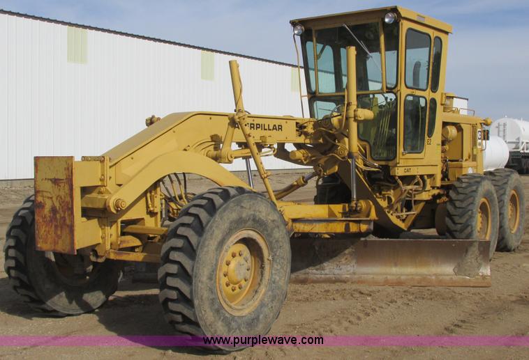 1979 Caterpillar 12G motor grader - A8660