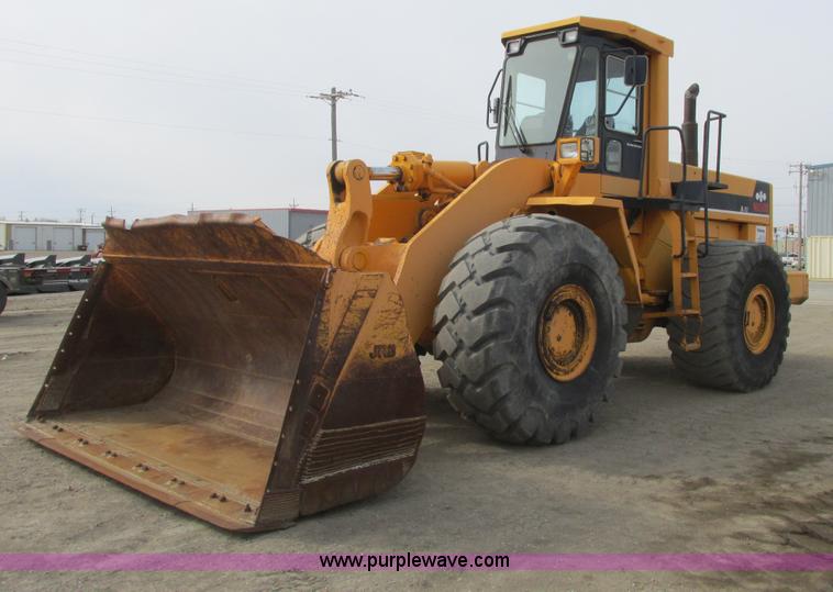 1988 Komatsu WA500-1 wheel loader - A8679