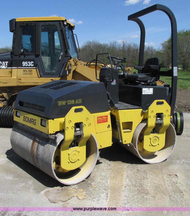 2002 Bomag BW138AD vibratory smooth drum roller - F4886