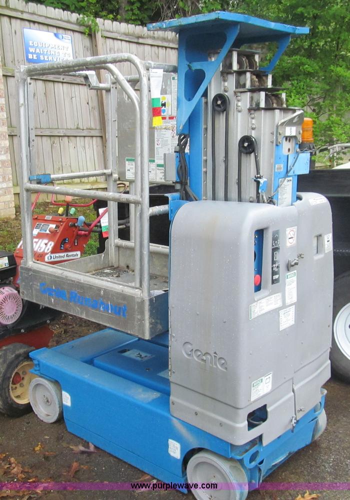 2007 Genie GR15 runabout manlift - AQ9812