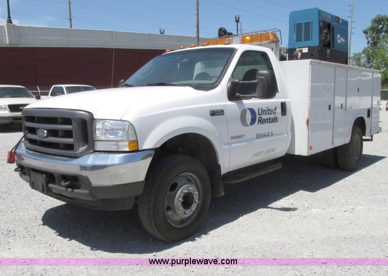 2004 Ford F550 service truck with crane - G9118