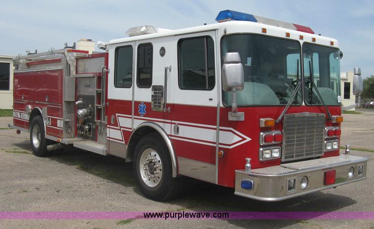 2000 HME 1871 fire truck - H5460